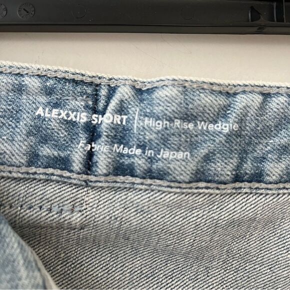 AG® Adriano Goldshmied Alexxis Jean Shorts in 23 Years Facade Patched, 32, NWT - Picture 6 of 11